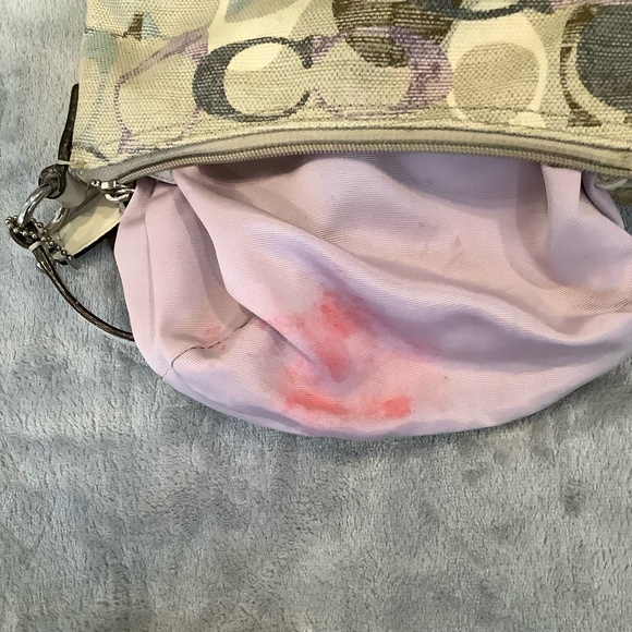 Coach cute little sling bag - Picture 6 of 7